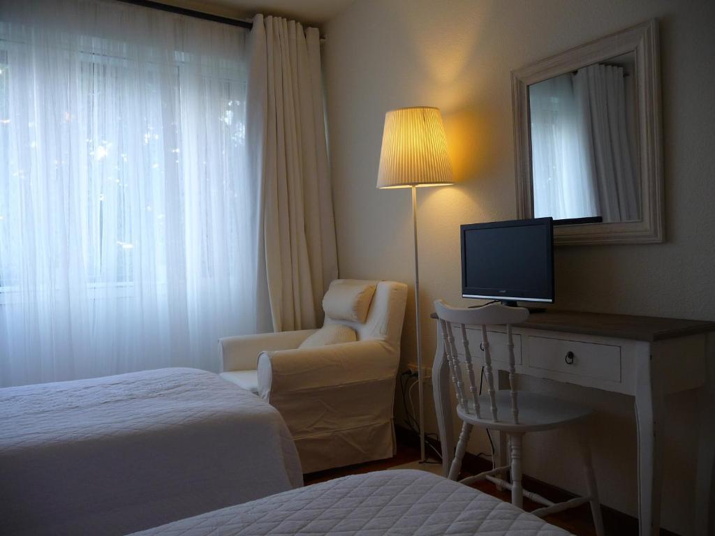 Hotel Central By Myhousespain Хихон Номер фото