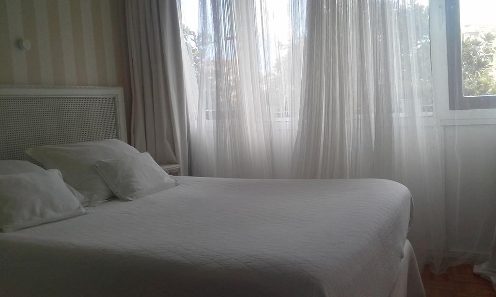 Hotel Central By Myhousespain Хихон Номер фото